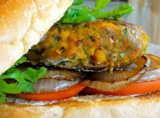 Masala-Tofu Burger